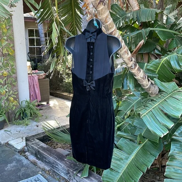 Donna Rico velvet dress with bowS - Picture 5 of 9
